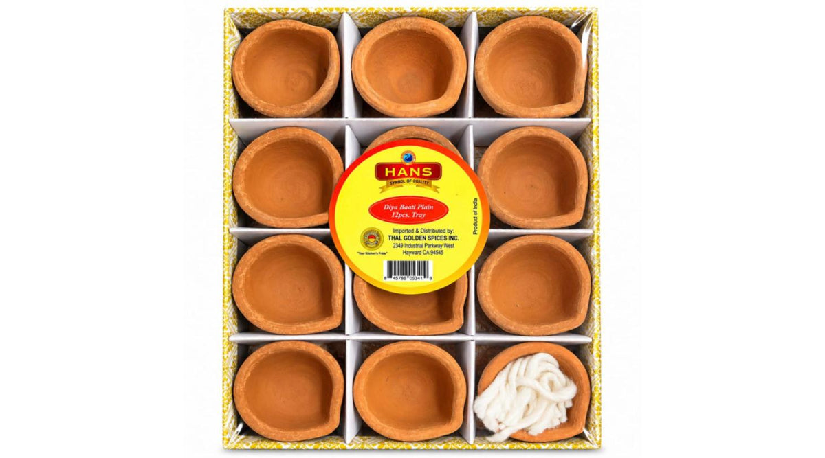 Hans Diya Baati Plain – 12 pcs Tray (Clay Diyas with Cotton Wicks)